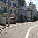 BOULANGE D316 - 外観 遠景 住宅街に入った所にあります