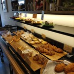 BOULANGE D316 - 料理 左の卓 奥から