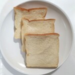 BOULANGE D316 - 食パン「D316」ハーフ 断面