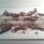 ラカーヴデランパール - ロワール産ホワイトアスパラ、富山産ホタルイカの焦がしバターソテーをかけて