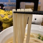 うどん居酒屋 麦笑 - うどん、にゅ〜〜ん！