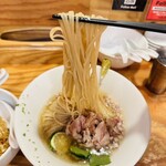 オカモト醤油ヌードル - リフト