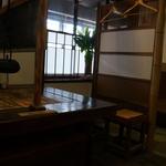 木挽庵 - 内部の様子　テーブル席