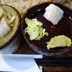 木挽庵 - 薬味と白菜の漬け物