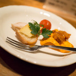 ザ・バー・カサブランカ - チャーム