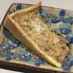 食堂アローカメラ - 豚のカルニタス風キッシュ