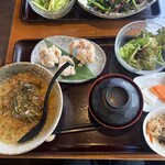 ここのつ - 唐揚げと納豆丼定食　¥1,200
