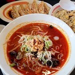幸楽苑 - 料理写真:会津レッド餃子・チャーハンセット