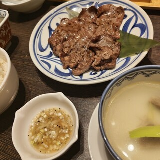仙台牛たん福助_0