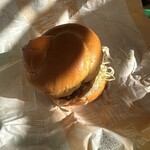 マクドナルド - 朝日に輝くタツタ
