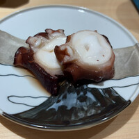 乙巳 - 広島産の5kg超えタコ