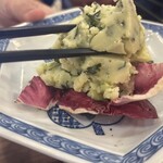 スパイスと創作料理 この一杯のために。 - 葉わさびのポテサラ