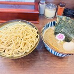 三三㐂 - 