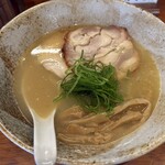臥龍 - 