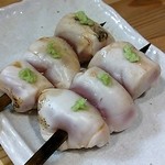 中はレアのササミ