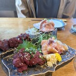 Asari111 - 馬刺し盛り合わせ