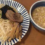 まるきんラーメン - 料理写真: