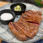 和牛焼肉 築地牛武 - 鹿児島直送 特選赤身ステーキ