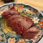 和牛焼肉 築地牛武 - 厚切りレバー