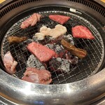 炭火焼肉 ごえ門 - 