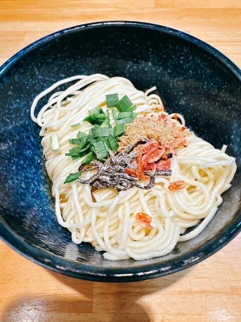 猫と月 chan mie noodles （猫と月 チャンミーヌードルズ） - 西調布