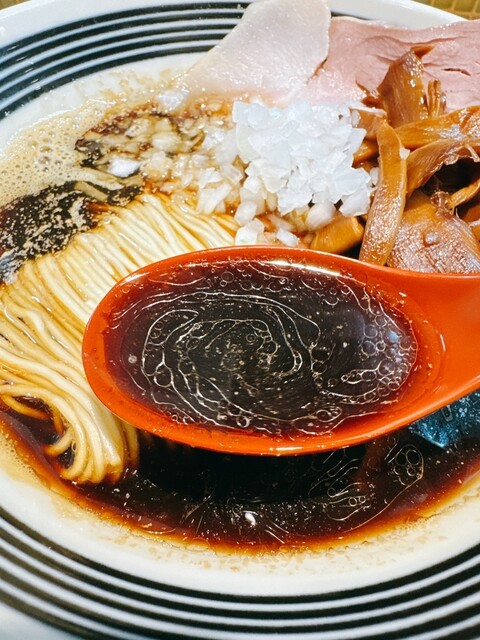 猫と月 chan mie noodles （猫と月 チャンミーヌードルズ） - 西調布