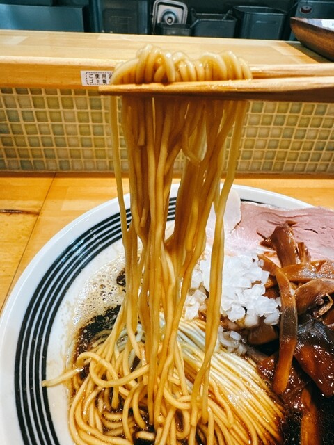 猫と月 chan mie noodles （猫と月 チャンミーヌードルズ） - 西調布