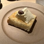 熾火のイオ - ラムレーズンチーズとパン