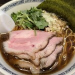 らーめん 稲荷屋 - 醤油ラーメン
