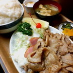 喜味屋食堂 - 焼肉定食大盛