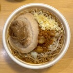 セブンイレブン - 料理写真:デカ豚ラーメン 734円