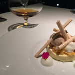 オーグードゥジュール ヌーヴェルエール - デザートにはカルバドスを合わせて