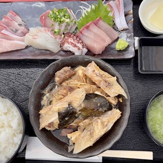 長島大陸市場食堂_1