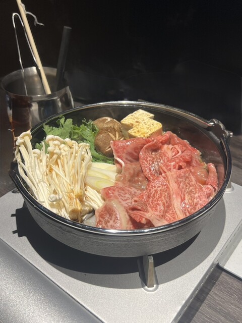 銀座 すき焼き 新潟屋 （【旧店名】銀座 すき焼き 黒牛屋） - 銀座
