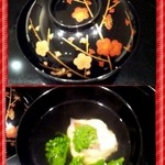 ＨＡＮＡ吉兆 - 煮物椀　湯葉しんじょう