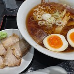 喜多方ラーメン 坂内 - 期間限定 和風冷やしラーメン＋味玉