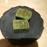 神保町 傳 - （2015/3）ホワイトデーで、おまけのデザート。ピスタチオのケーキ。