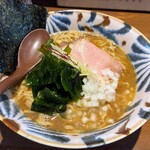 鶏と煮干しラーメンの店 みなや - 料理写真: