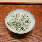 お料理 さいとう - 生シラスの釜揚げご飯