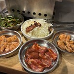 本厚木ホルモンセンター - 
