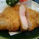 とんかつあさくら - ロースとんかつ定食のロースカツアップ！