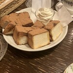 高山珈琲 - シナモントースト