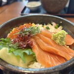 佐藤水産 - 料理写真:三食丼