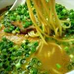 麺屋 高橋 - 濃厚おさかな正油の麺