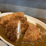 Arc-en-ciel - チキンカツカレーアップ。この柔らかいチキンカツは他では食べれないです