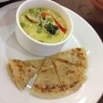 SPAWN - ビーフグリーンカレー240THB