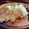 洋食屋 カーネリアン - ポークステーキ＆ソーセージ定食1530円（2026年5月）