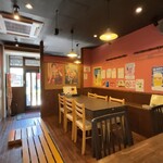 なにわ大衆酒場の赤い星 - 店内