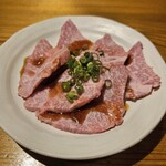 焼肉ホルモンさっちゃん家 - 和牛ハラミ　1180円