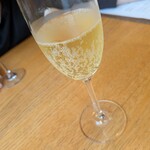 和sian-cafe aimaki - ノンアルコールスパークリングワイン♪